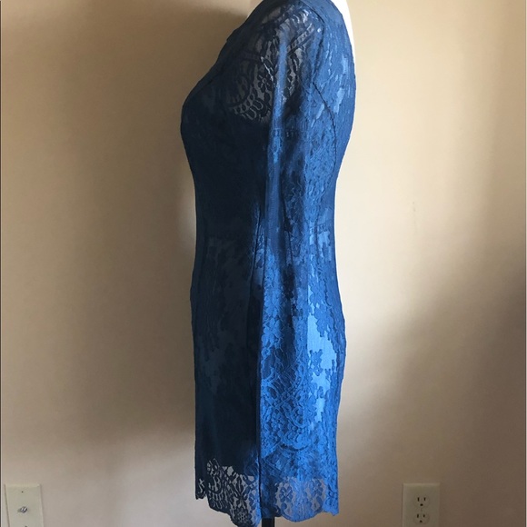 Free People Long-Sleeved Lace Dress. Fully-lined with back zipper-and v-back. - Picture 10 of 12